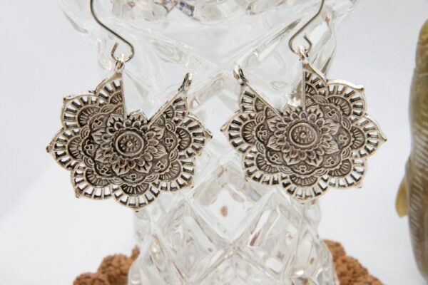 drop earrings silver boho lotus leaf mandala hippie style